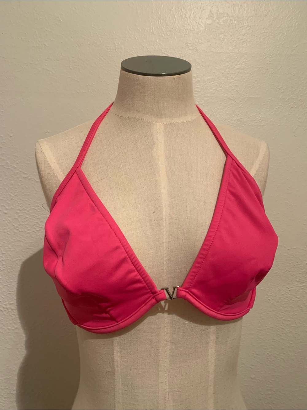 Venus DD Hot Pink Bikini Top